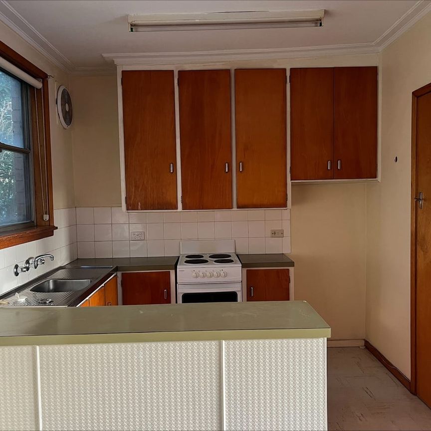 One Bedroom Unit In Ideal Location - Photo 1