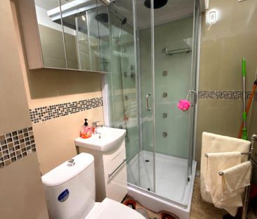 Garsonier de închiriat, 40 mp, parcare, zona Centru - Photo 5