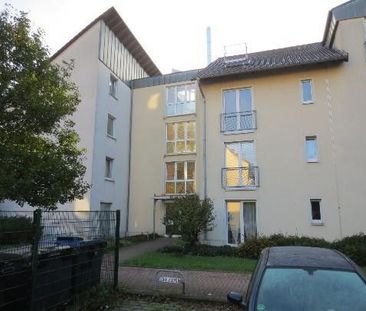 Neue Wohnung, neues Glück! Ansprechende 1,5-Zi.-DG (WBS) - Photo 1