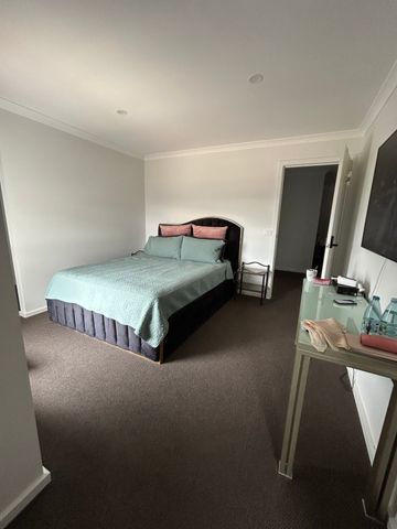 Wyndham Vale - Photo 2