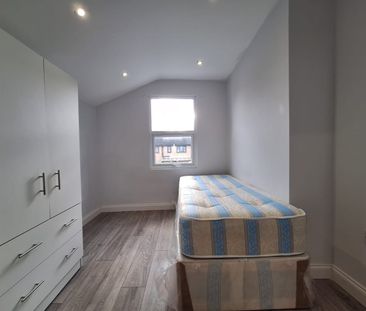 4 Bed Terraced House, Almond Road, N17 - Photo 4