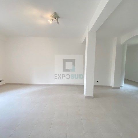 Location Appartement VILLENEUVE-LOUBET - Photo 1