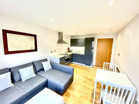 1 Bed Flat, Amisha Court, SE1 - Photo 2