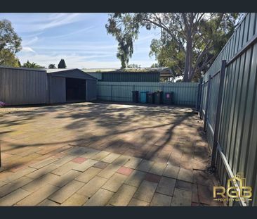 25 Aruma Crescent, Munno Para, SA 5115 - Photo 5