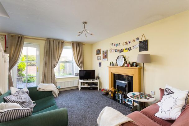 Roseberry Grove Clifton Moor York YO30 - Photo 1