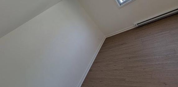 appartement 4 1/2 à St-François Laval - Photo 2