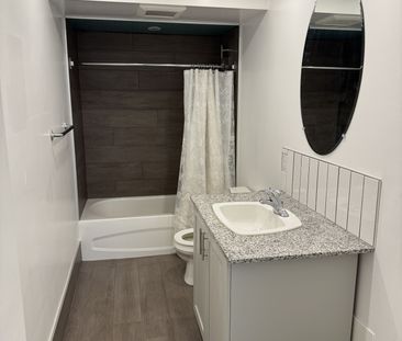 For Lease - 258 Maxwell Street, Toronto, Ontario - Photo 5