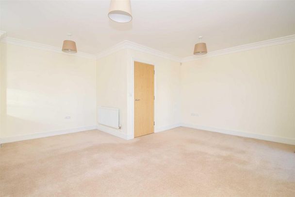 Harberton Heights, Mary Price Close, Headington - Photo 1