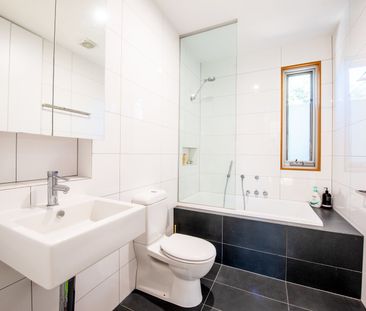 11 Gordon Street, - Photo 5