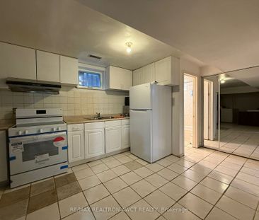 For Lease - 61 Wilmont Drive, Toronto, Ontario - Photo 4