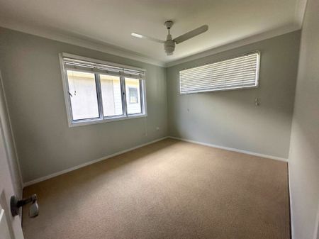 Coastal Living with Bay Views | 3-Bedroom Esplanade Apartment - Photo 5