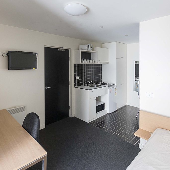 Modern & Stylish Fully Furnished 1 bedroom Studio Apartment - Photo 1