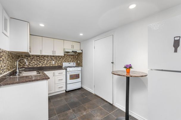 For Lease - 36 Lanark Avenue Unit# #Lower, Toronto, Ontario - Photo 1