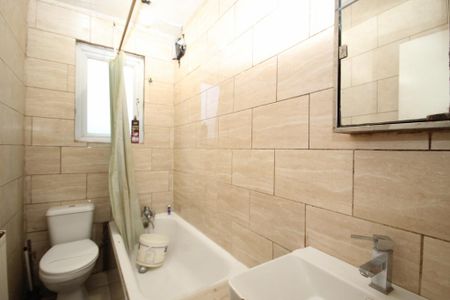 2 bedroom maisonette to rent - Photo 5