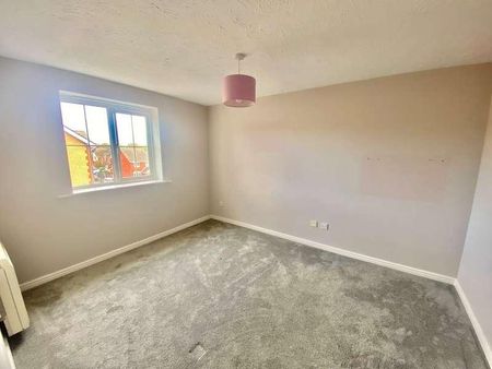 Gerddi Margaret, Barry, CF62 - Photo 2