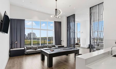 For Lease - 297 oak walk Way Unit# 313, Oakville, Ontario - Photo 3