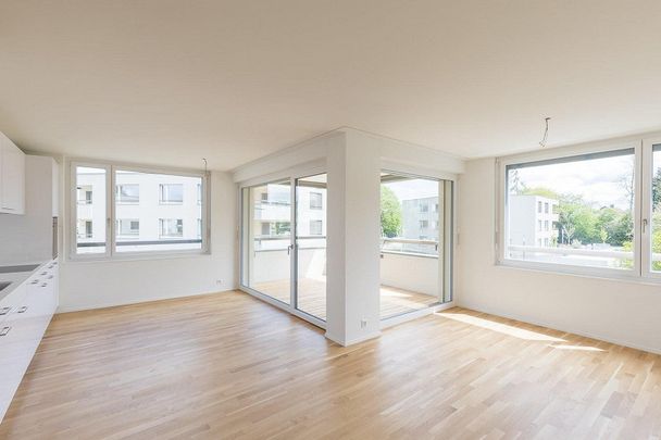 Moderne 2.5 Zi.-Whg. im naturnahen Fünfeck - Photo 1