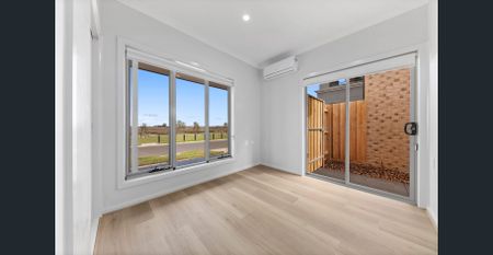 Fully Furnished Opposite Melton Reservoir - Photo 2