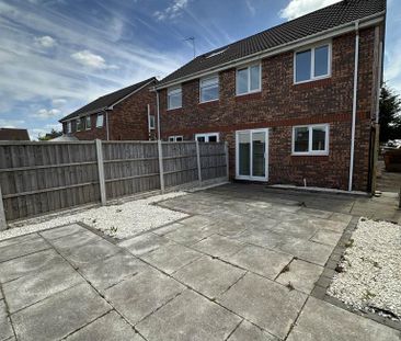 3 bedroom semi-detached house to rent - Photo 6