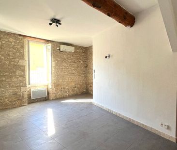 A LOUER - CHATEAURENARD - Maison de ville avec 3 chambres, bureau e... - Photo 3