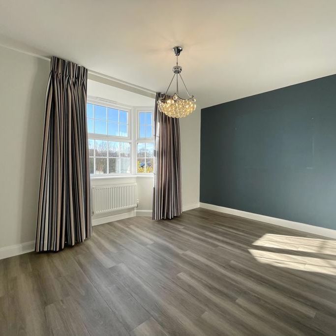 5 bedroom detached house to rent - Photo 1