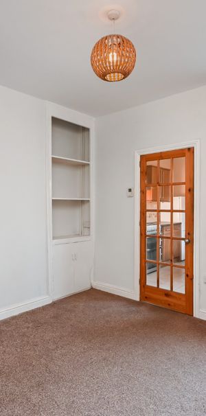 2 bedroom terraced house to rent - Photo 1