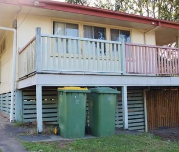 Charming 3-Bedroom House for Lease in Leichhardt - Photo 2