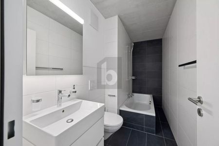 ERSTBEZUG! LUXURIÖS UND MODERN MIT BALKONEN! - Foto 5