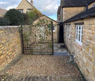 Mousetrap Lane, Bourton-on-the-water, GL54 - Photo 4