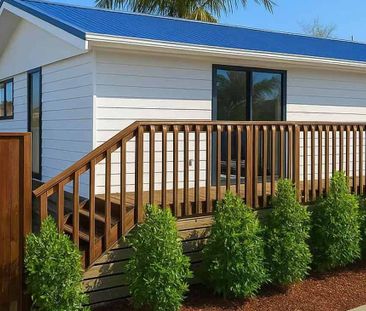 Immaculate 2 bedroom standalone home near the ... - Photo 3