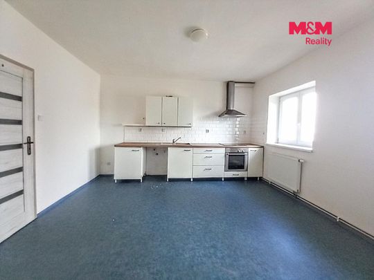 Pronájem bytu 2+1 73 m² - Photo 1