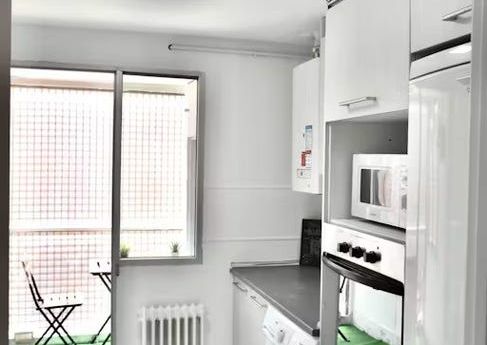 Calle de la Liberación, Madrid, Community of Madrid 28033