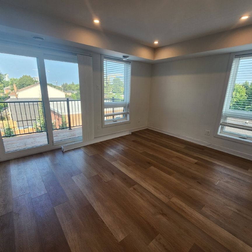 689 Churchill Avenue North - 303 - Photo 1