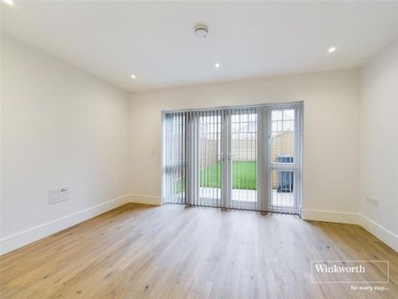 4 bedroom townhouse to rent - Photo 2