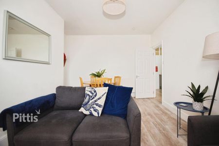 2 bedroom apartment to rent - Photo 2