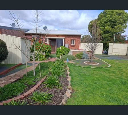 12 Dauntsey Road, Elizabeth North, SA 5113 - Photo 3