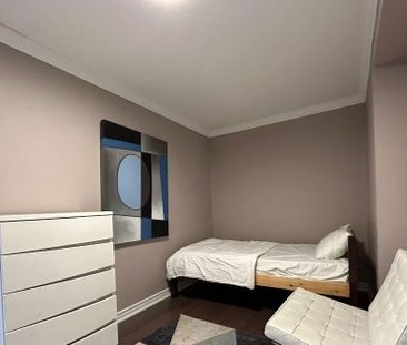 For Lease - 14 Henning Avenue, Toronto, Ontario - Photo 3