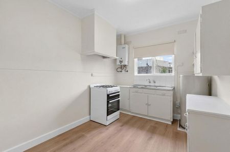 338a Hawthorn Road, Caulfield South VIC 3162 - Apartment For Rent | Domain - Photo 4