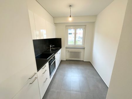 Charmant appartement de 3.5 pièces avec balcon - Photo 4