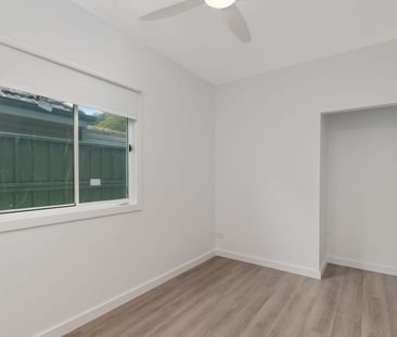 Renovated Cottage with Workshop and Mountain View - Photo 3