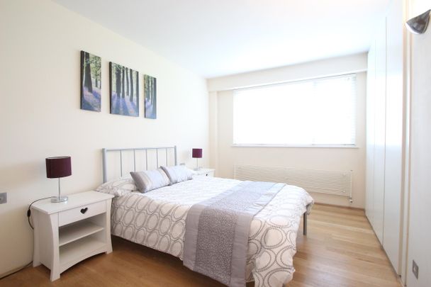 Lee Court, W8, London - Photo 1