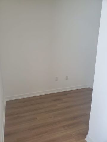 For Lease - 10 Lagerfeld Drive Unit# 610, Brampton, Ontario - Photo 4