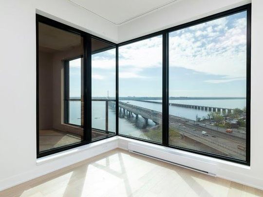 399 Rue de la Rotonde - Photo 1