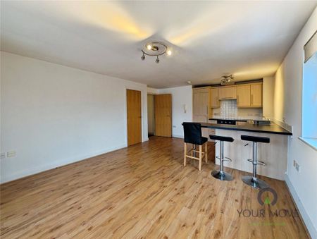 2 bedroom flat to rent - Photo 2