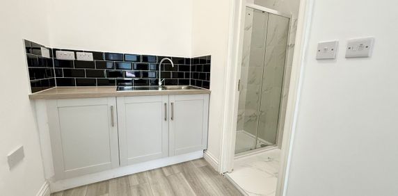 Studio Flat, Beulah Road, CR7 - Photo 2