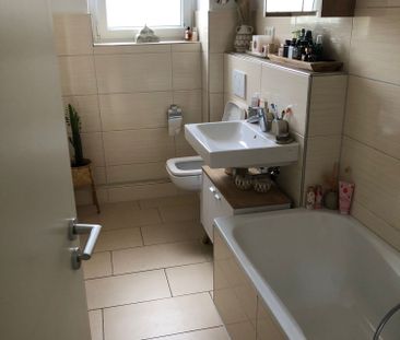 *** Attraktive 3-Zi.-Whg. in Schlossparknähe sucht nette Bewohner! *** - Photo 4