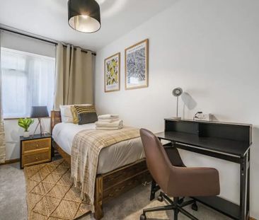 4 Bed Terraced House, Great Hampton Row, B19 - Photo 6