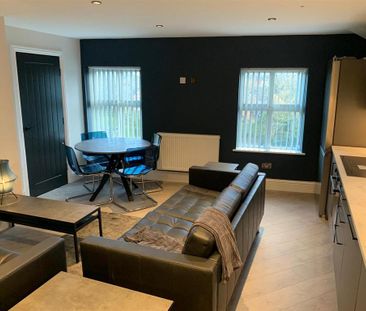 1 bedroom in a house share to rent - Photo 3