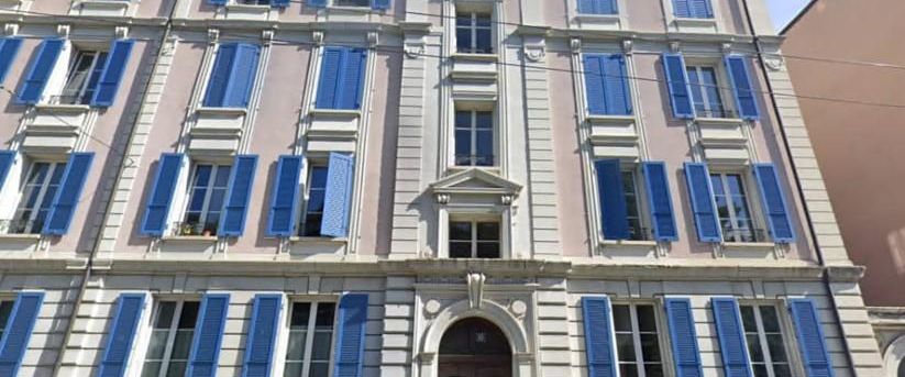 Rare ! Appartement au centre ville avec jardin - Photo 1