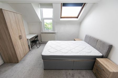 Flat 6, 27 Richmond Road, Headingley, Leeds - Photo 4